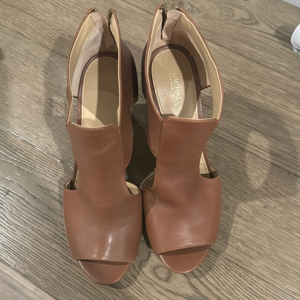 Worn once size 8